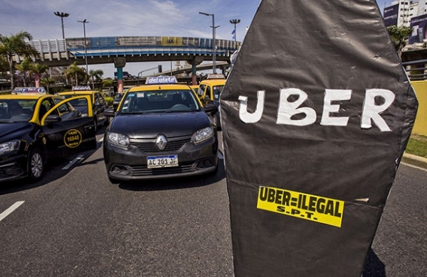 Uber попал под запрет в Колумбии