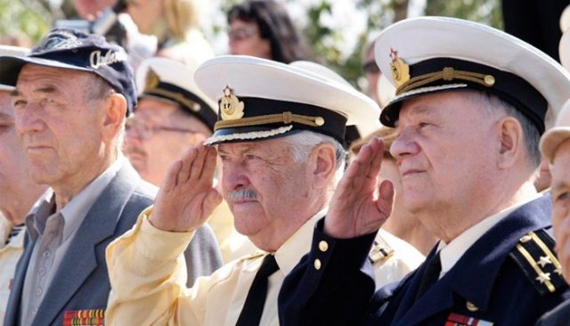 Увеличение пенсий военным пенсионерам