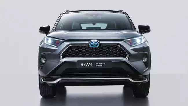 Toyota показала гибридный RAV4 Prime для Европы