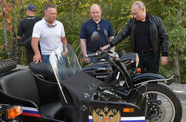 В «Кортеже» Путина появятся мотоциклы