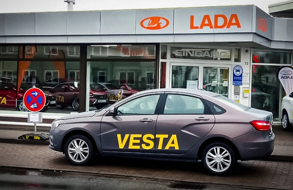 В Европе рухнули продажи Lada