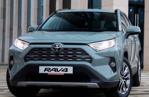 Закрепить лидерство: Toyota объявляет выгодные условия на покупку RAV4 и других автомобилей бренда