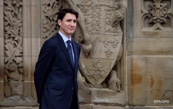 Премьер Канады ушел в самоизоляцию из-за болезни жены