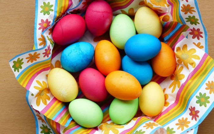 Сколько яиц красят на Пасху