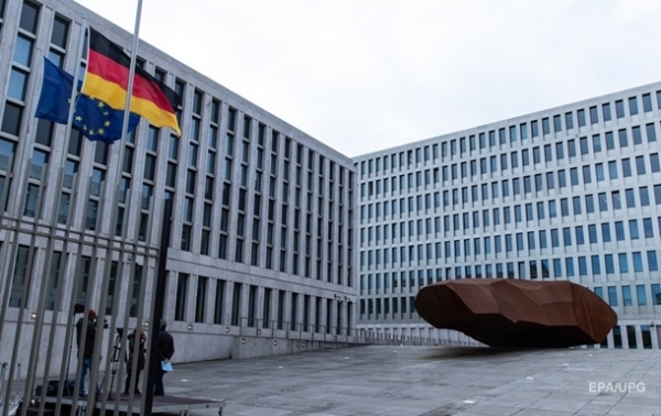 Германия сомневается в обвинениях США в адрес Китая − СМИ