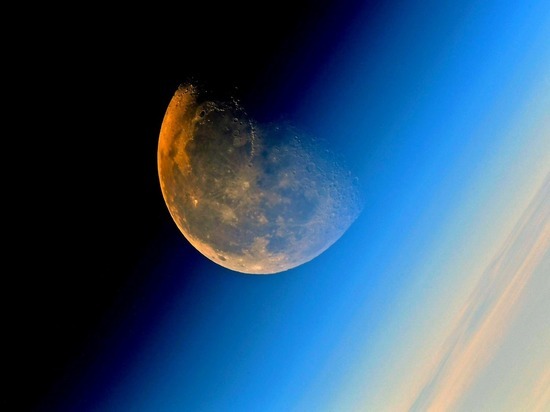 Стали известны подробности секретного совещания у Рогозина об освоении Луны