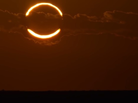 Жителей Земли ждет "кольцо огня": приближается необычное солнечное затмение