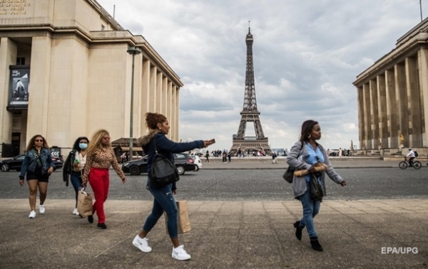 Франция открывает границы для туристов 