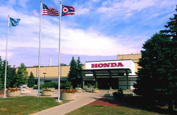 Honda привлекла офисных служащих к работе на конвейере