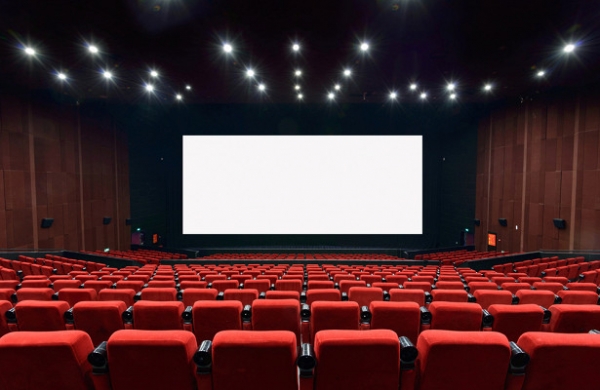 Кинотеатры смогут возобновить работу с 13 июля