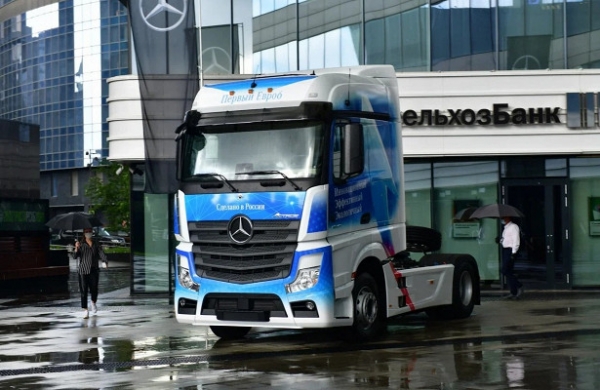 В РФ выпустили первый Mercedes-Benz Actros класса Euro-6