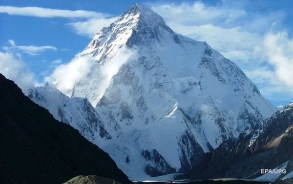Королевство Непал открывает доступ на Эверест