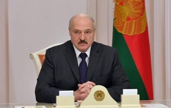Лукашенко о протестах: Надо связаться с Путиным